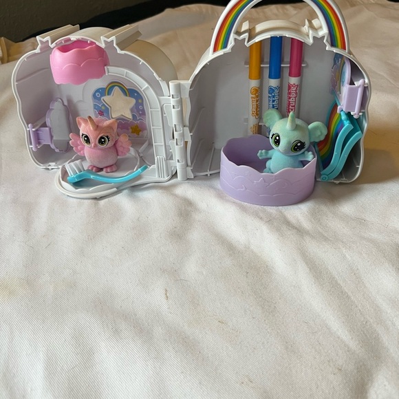 Crayola Scribble Scrubbie Cloud Clubhouse Coloring Set, 8 Pieces Toy - Picture 4 of 9